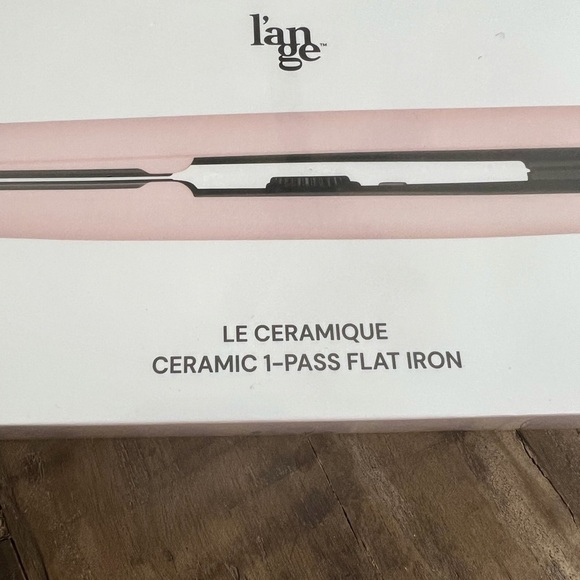 NIB L’ange Le Ceramique 1 pass flat iron - Picture 2 of 7
